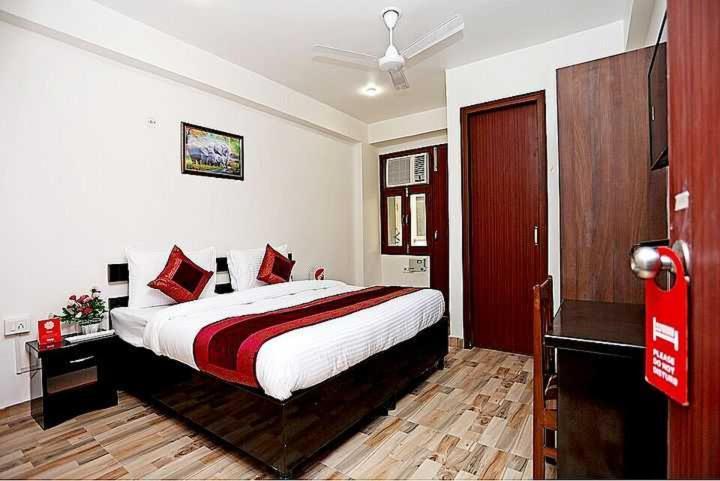 Hotel O Better Wish Residency New Delhi Buitenkant foto